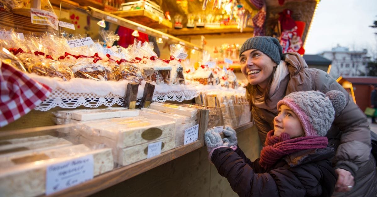 Conseils pour organiser votre voyage en décembre en famille